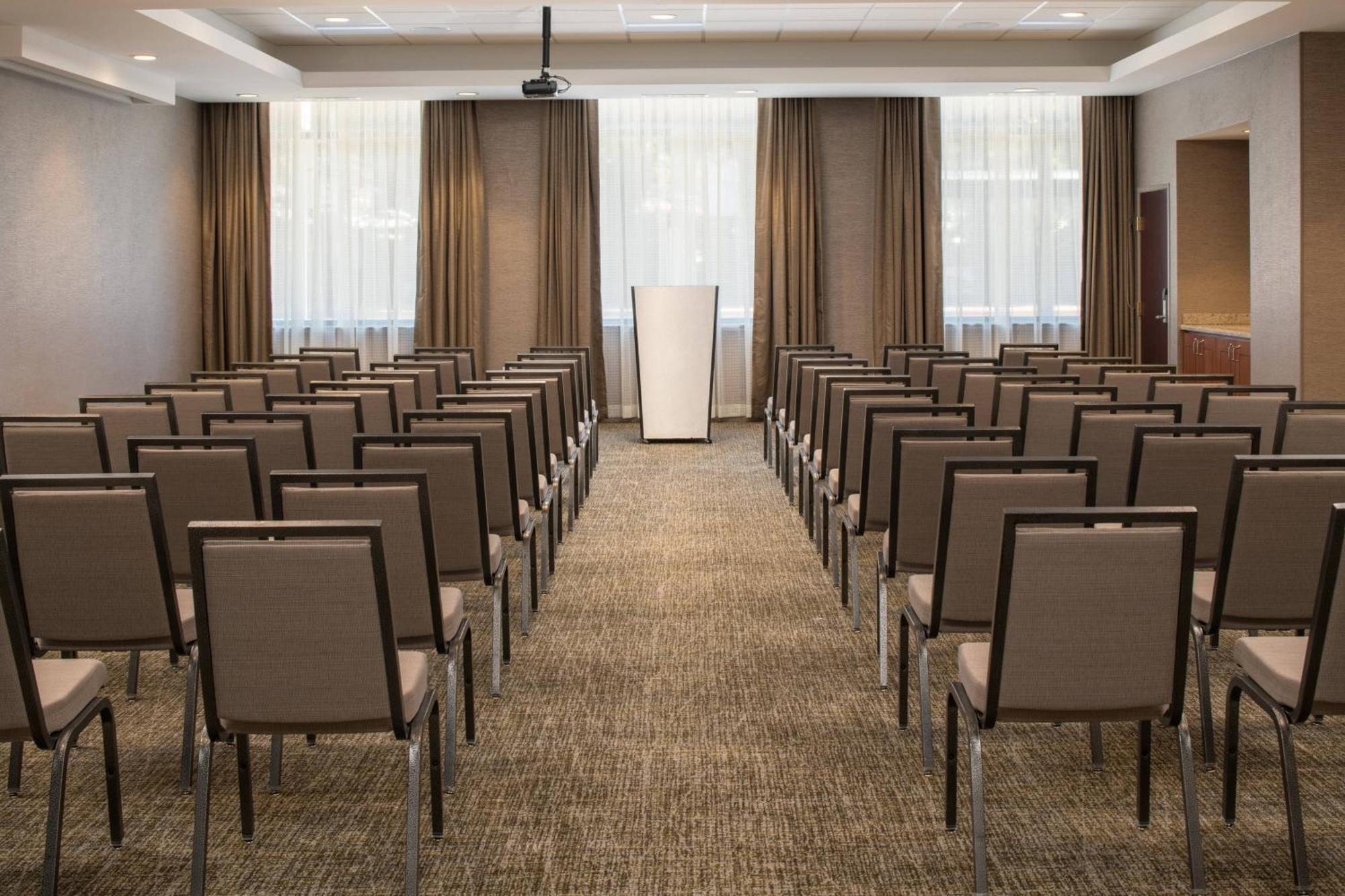 Springhill Suites Seattle Downtown, South Lake Union Екстериор снимка